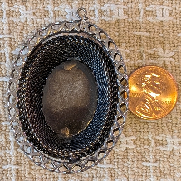 Vintage Green Malachite Gemstone Pendant - Picture 5 of 5